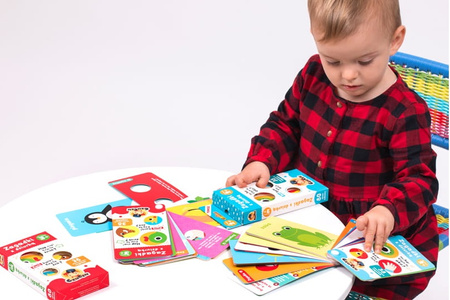 CzuCzu - Zagadki z dziurką dla dzieci 3+