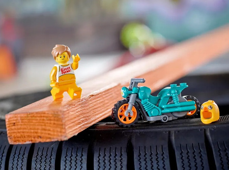 Motocykl kaskaderski z kurczakiem Lego 60310