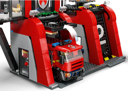 Lego 60414 City Remiza strażacka z wozem strażackim