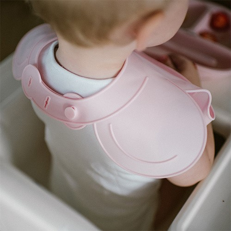 Babyono Silikonowy śliniak z regulowanym zapięciem, różowy