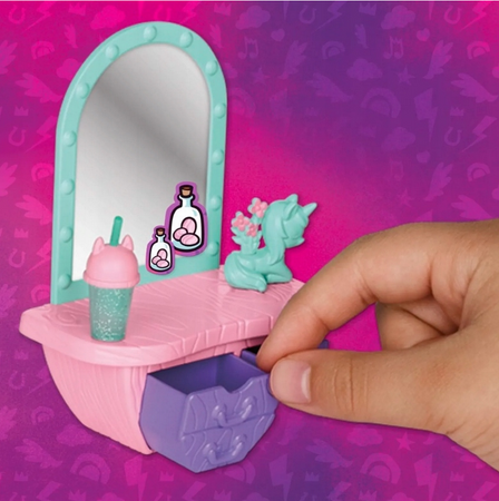 My Little Pony Izzy Moonbow Tea party