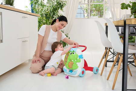 Chicco Move & Grow Pchacz Dino Walker