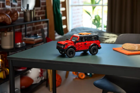 Lego 42213 Technic SUV Ford Bronco