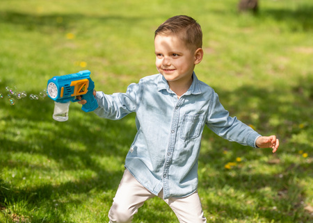 Dumel Typhoon Bubble Shooter-Tajfun wyrzutnia baniek