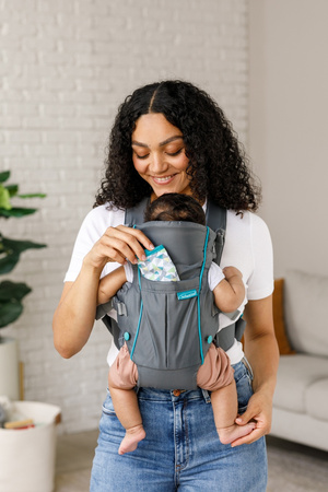 Infantino Nosidełko klasyczne z kieszonką 300105